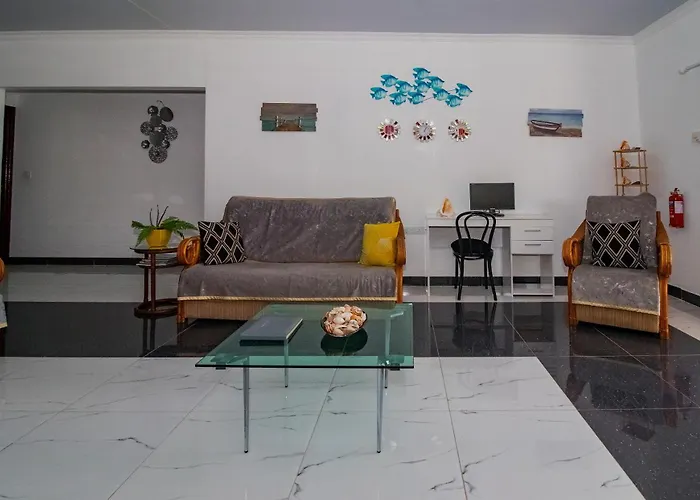 Appartamento L'échappée Du Cap - Spacious Self Catering