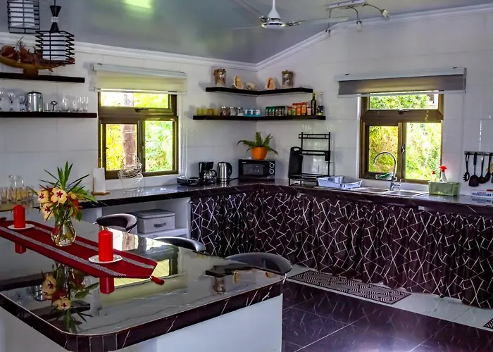Appartamento L'échappée Du Cap - Spacious Self Catering *